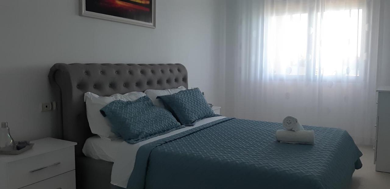 Deluxe Sea View *